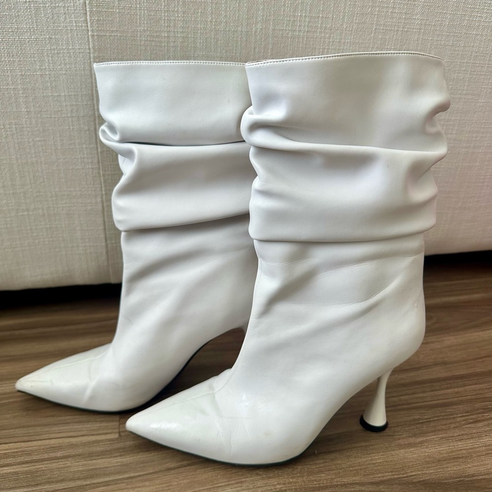 Jeffrey Campbell Boots. Size 6 - Picture 4 of 6